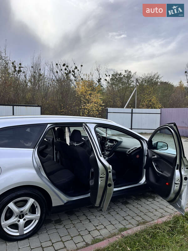 Универсал Ford Focus 2013 в Львове