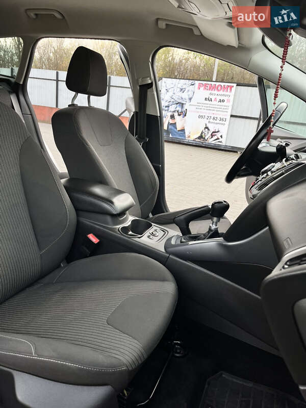 Универсал Ford Focus 2013 в Львове