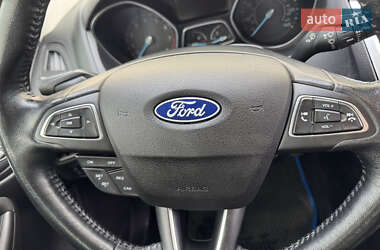 Седан Ford Focus 2016 в Чернигове