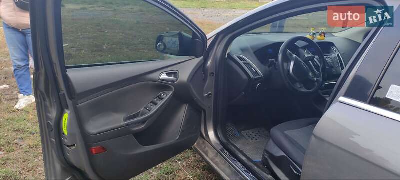 Хетчбек Ford Focus 2012 в Полтаві фото 29 Хетчбек Ford Focus 2012 в Полтаві