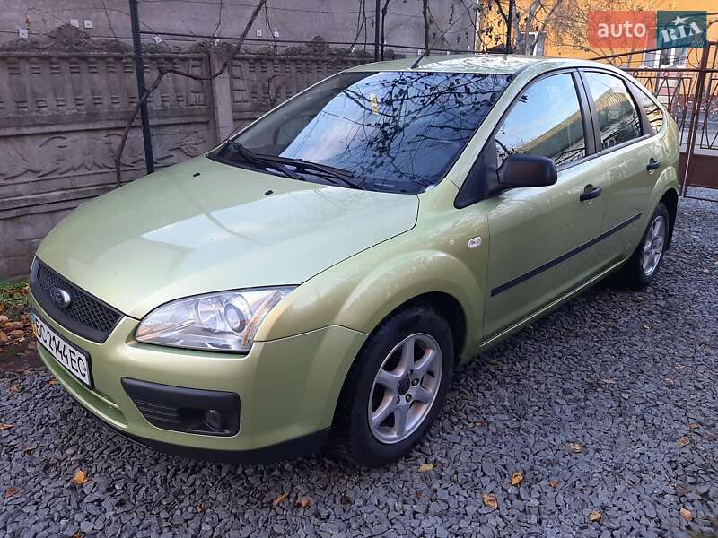 Хетчбек Ford Focus 2006 в Буську