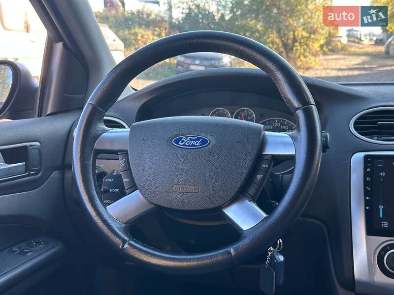 Хэтчбек Ford Focus 2006 в Киеве фото 13 Хэтчбек Ford Focus 2006 в Киеве