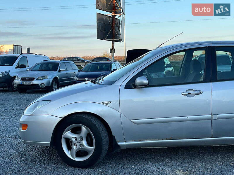 Хетчбек Ford Focus 2001 в Львові фото 3 Хетчбек Ford Focus 2001 в Львові