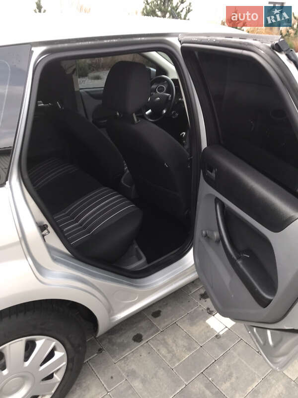 Універсал Ford Focus 2010 в Луцьку