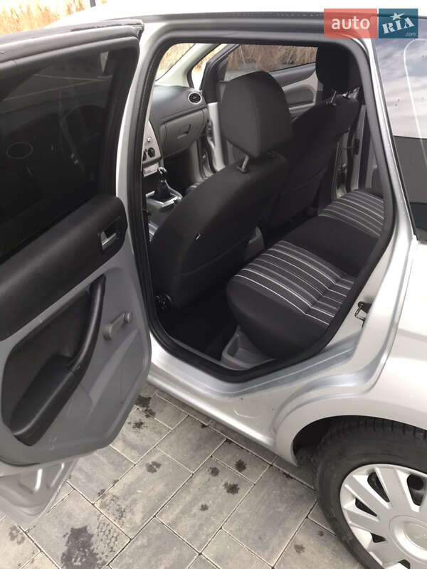 Універсал Ford Focus 2010 в Луцьку