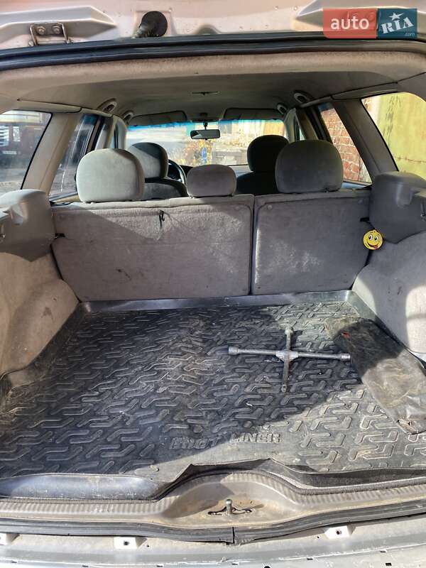 Універсал Ford Focus 2001 в Чернігові фото 5 Універсал Ford Focus 2001 в Чернігові