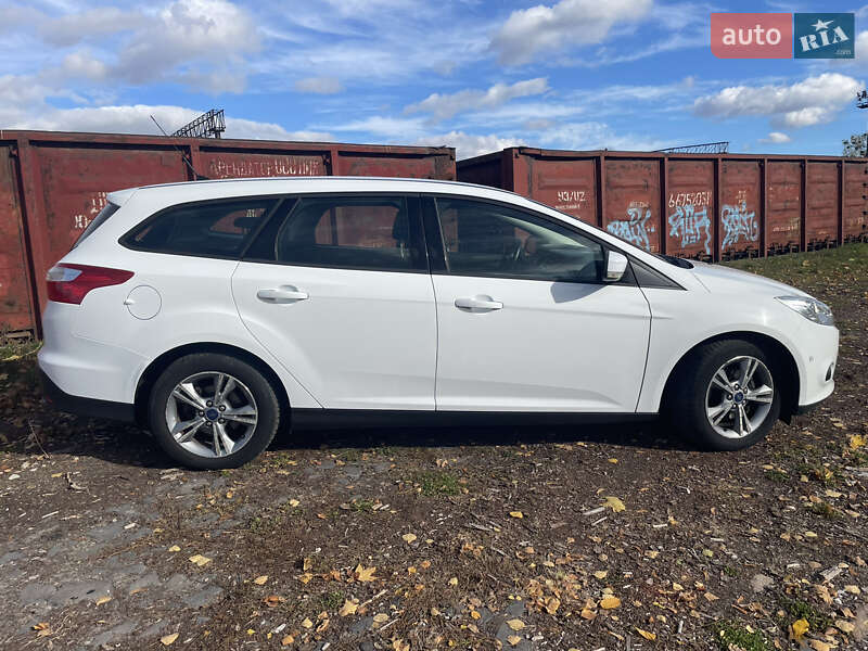 Универсал Ford Focus 2013 в Луцке фото 8 Универсал Ford Focus 2013 в Луцке