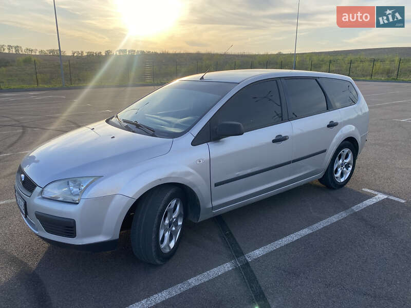 Универсал Ford Focus 2005 в Ровно фото 2 Универсал Ford Focus 2005 в Ровно