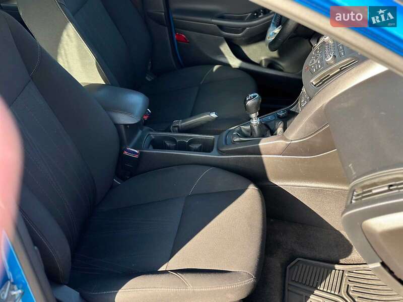 Седан Ford Focus 2015 в Виннице фото 25 Седан Ford Focus 2015 в Виннице