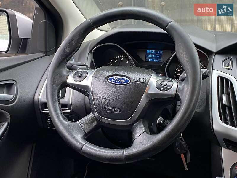 Хэтчбек Ford Focus 2013 в Киеве фото 14 Хэтчбек Ford Focus 2013 в Киеве