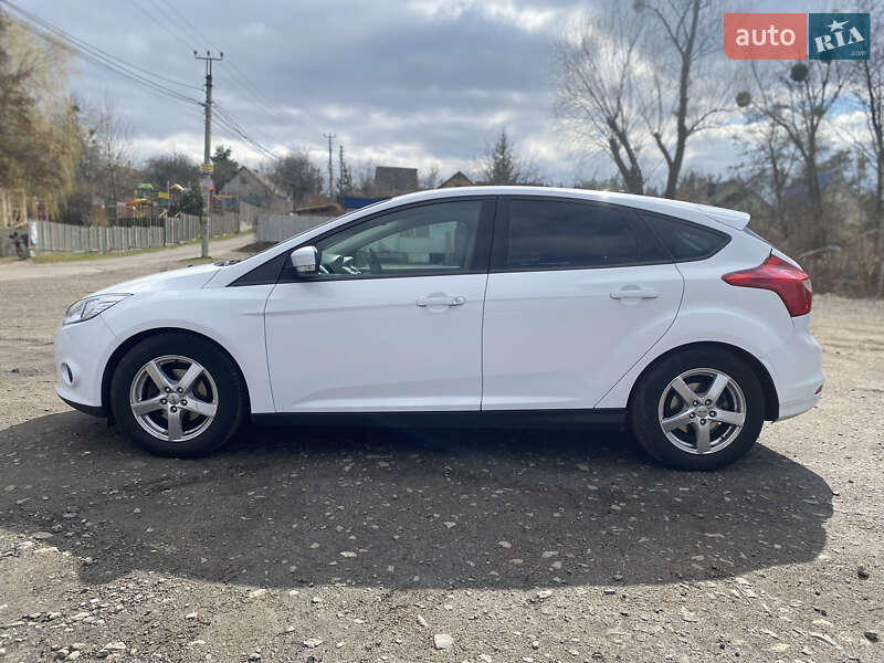 Хэтчбек Ford Focus 2013 в Киеве