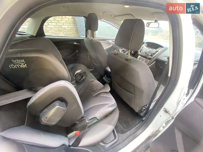 Хэтчбек Ford Focus 2013 в Киеве