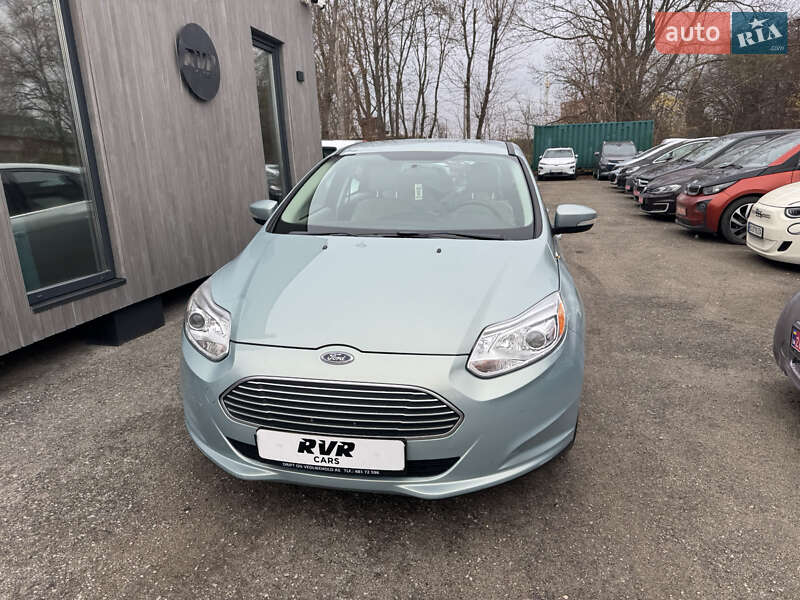 Хэтчбек Ford Focus 2014 в Тернополе фото 2 Хэтчбек Ford Focus 2014 в Тернополе