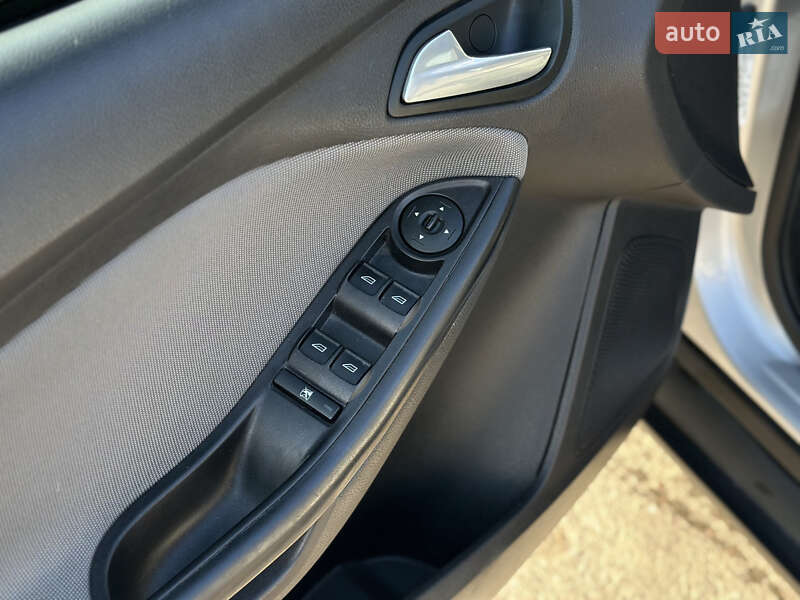 Седан Ford Focus 2012 в Шептицькому фото 19 Седан Ford Focus 2012 в Шептицькому