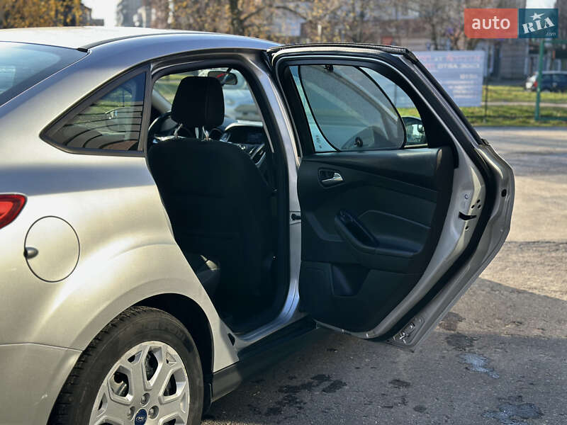 Седан Ford Focus 2012 в Шептицькому фото 36 Седан Ford Focus 2012 в Шептицькому