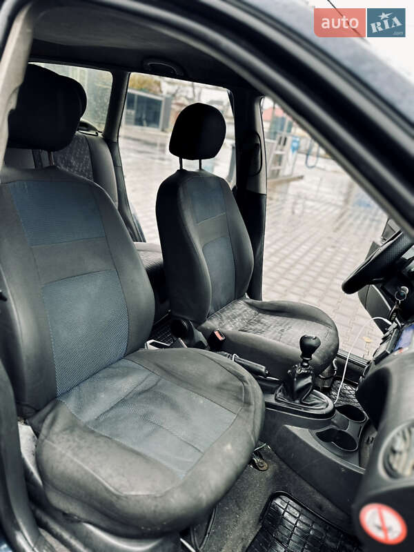 Универсал Ford Focus 2001 в Одессе