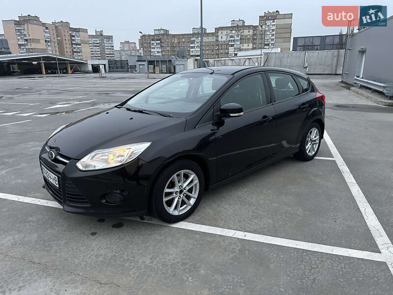 Хэтчбек Ford Focus 2012 в Киеве