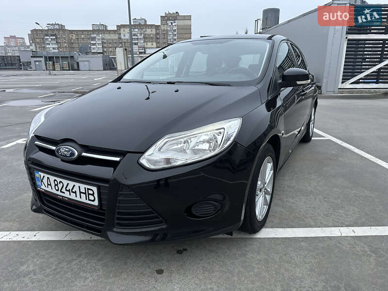Хэтчбек Ford Focus 2012 в Киеве