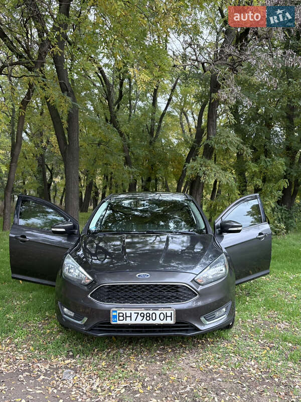 Хетчбек Ford Focus 2016 в Одесі фото 3 Хетчбек Ford Focus 2016 в Одесі