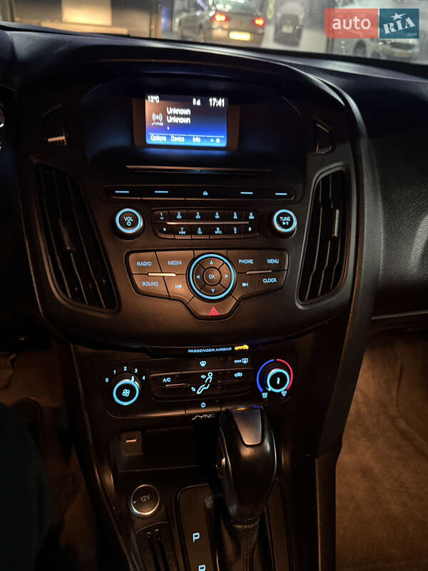 Седан Ford Focus 2015 в Львове фото 18 Седан Ford Focus 2015 в Львове