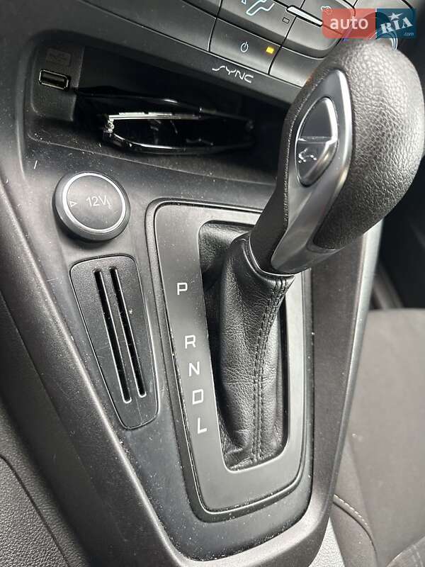 Седан Ford Focus 2017 в Петропавлівській Борщагівці