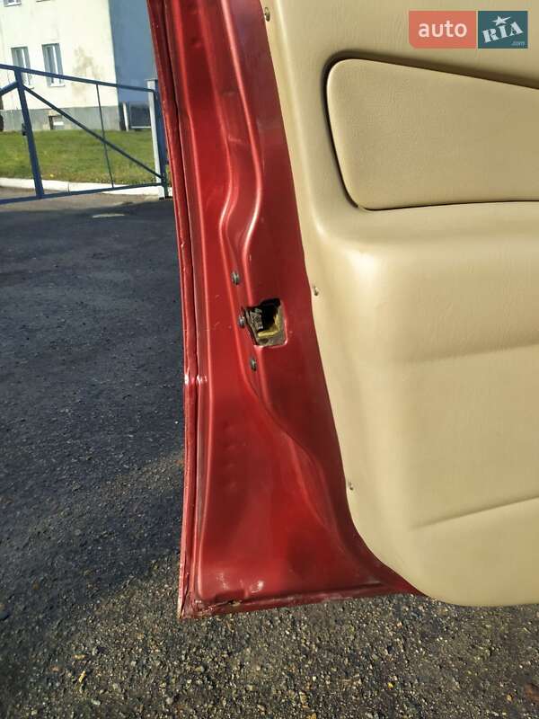 Седан Ford Focus 2000 в Первомайську фото 3 Седан Ford Focus 2000 в Первомайську