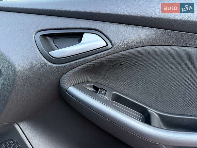 Универсал Ford Focus 2013 в Стрые