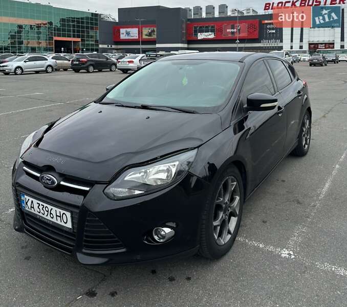 Хэтчбек Ford Focus 2013 в Киеве фото Хэтчбек Ford Focus 2013 в Киеве