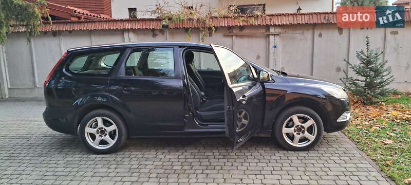 Універсал Ford Focus 2010 в Львові