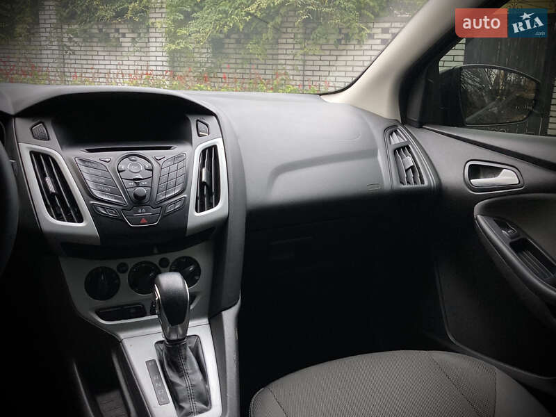 Седан Ford Focus 2013 в Киеве