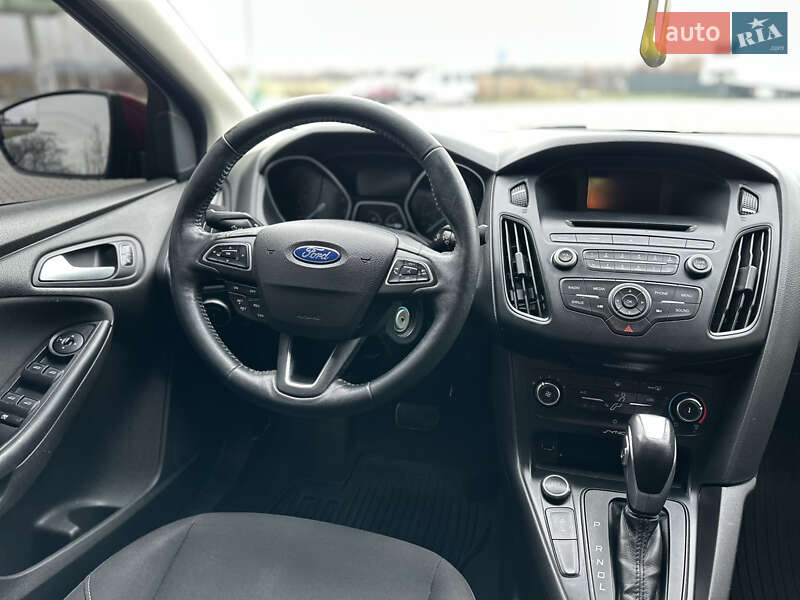 Седан Ford Focus 2016 в Коломиї