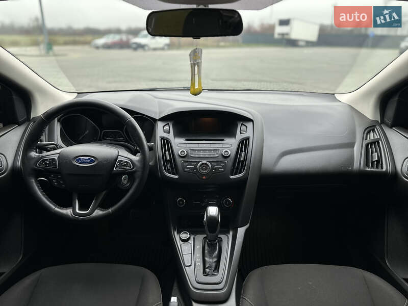 Седан Ford Focus 2016 в Коломиї