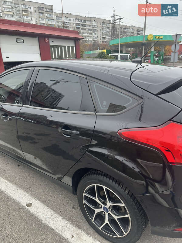 Хэтчбек Ford Focus 2016 в Киеве фото 13 Хэтчбек Ford Focus 2016 в Киеве