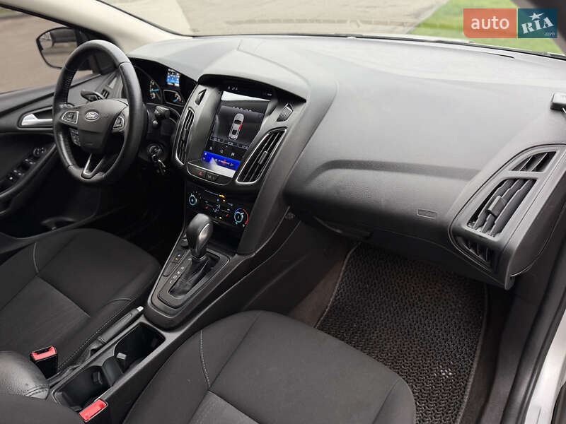 Седан Ford Focus 2017 в Дніпрі фото 15 Седан Ford Focus 2017 в Дніпрі