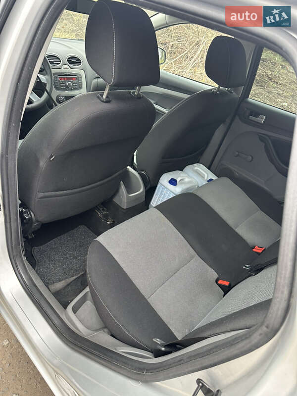 Универсал Ford Focus 2010 в Львове