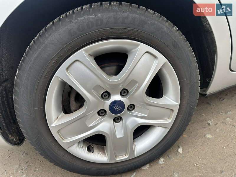 Универсал Ford Focus 2010 в Львове