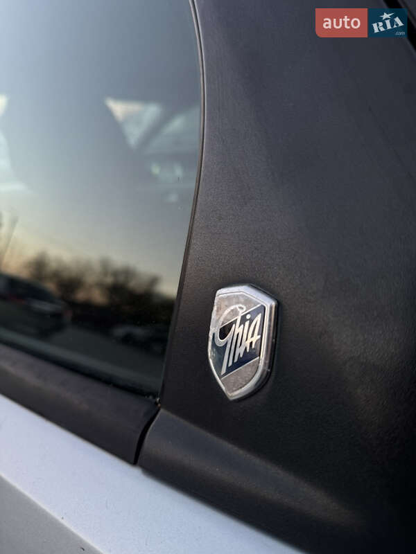 Хетчбек Ford Focus 2005 в Чернівцях фото 13 Хетчбек Ford Focus 2005 в Чернівцях