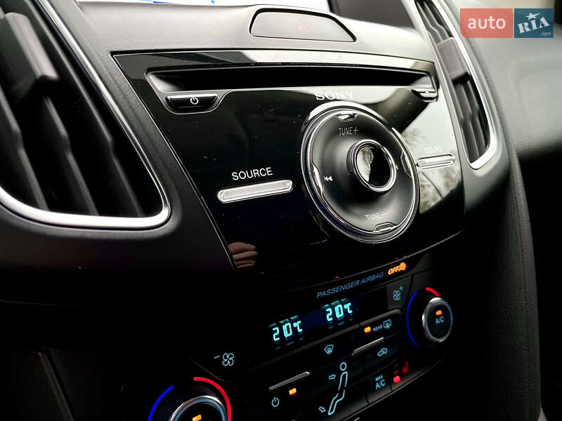 Хэтчбек Ford Focus 2017 в Киеве