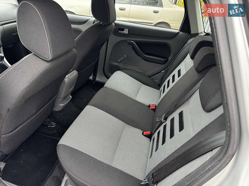 Універсал Ford Focus 2010 в Дніпрі