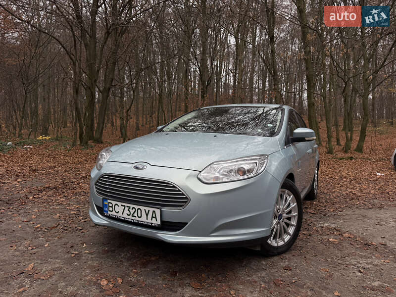 Хэтчбек Ford Focus 2013 в Львове