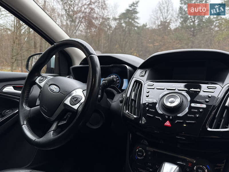 Хэтчбек Ford Focus 2013 в Львове