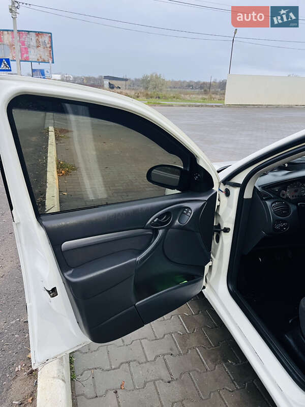 Универсал Ford Focus 2003 в Одессе фото 11 Универсал Ford Focus 2003 в Одессе