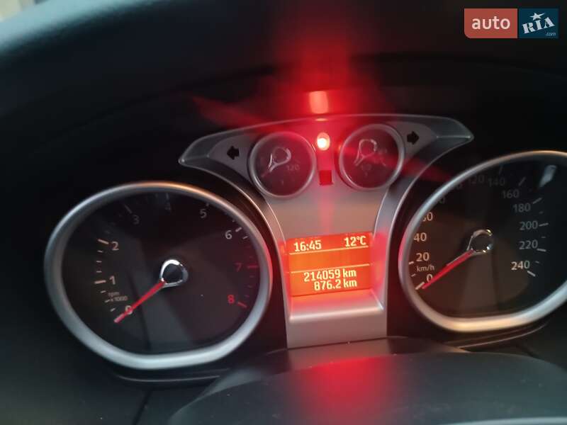 Седан Ford Focus 2010 в Сторожинці