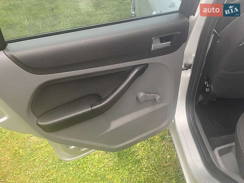 Универсал Ford Focus 2010 в Новом Ярычеве