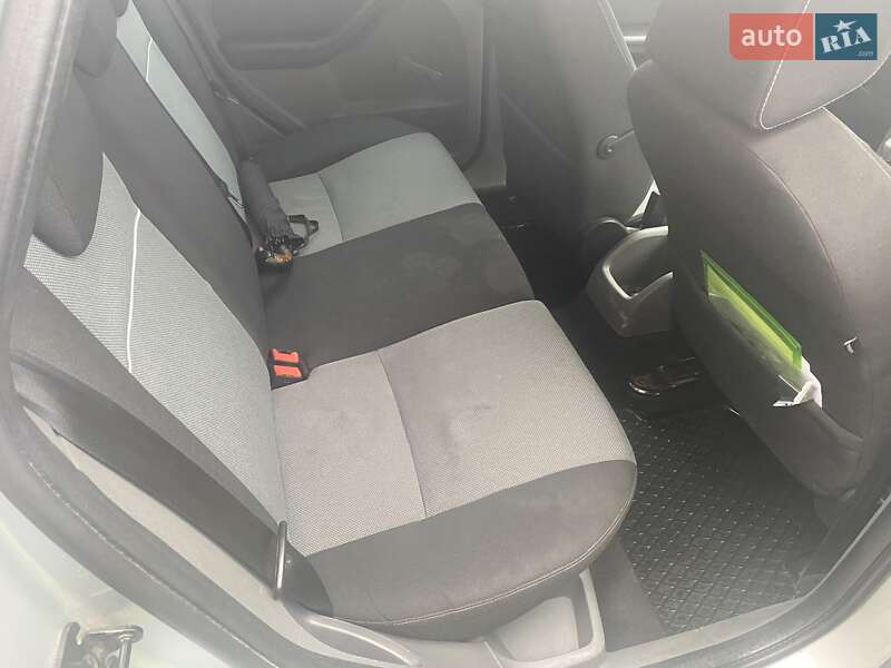 Универсал Ford Focus 2010 в Новом Ярычеве