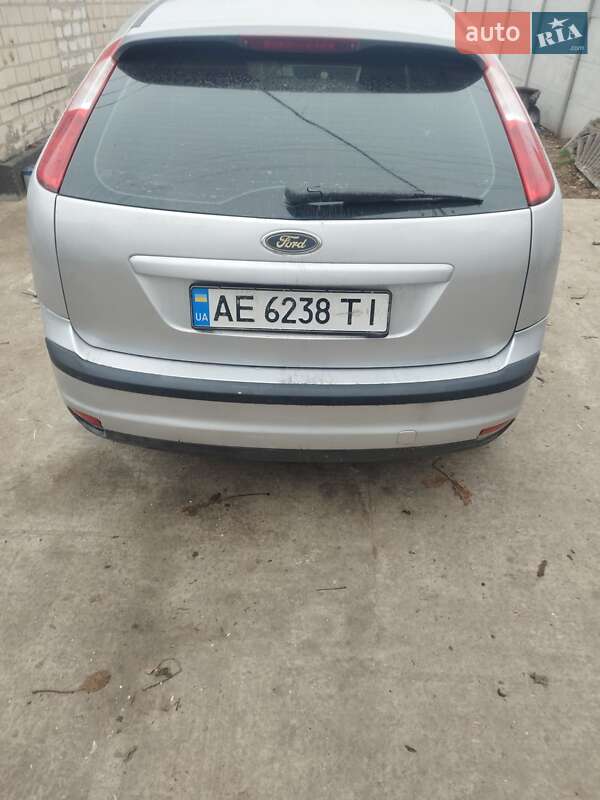 Хетчбек Ford Focus 2007 в Царичанці