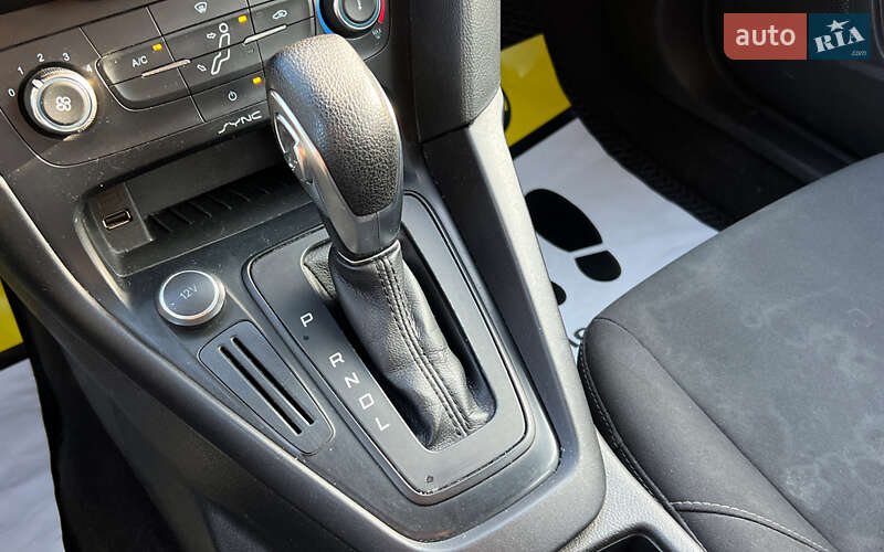 Хэтчбек Ford Focus 2017 в Львове