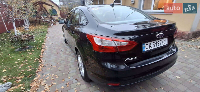 Седан Ford Focus 2013 в Черкасах