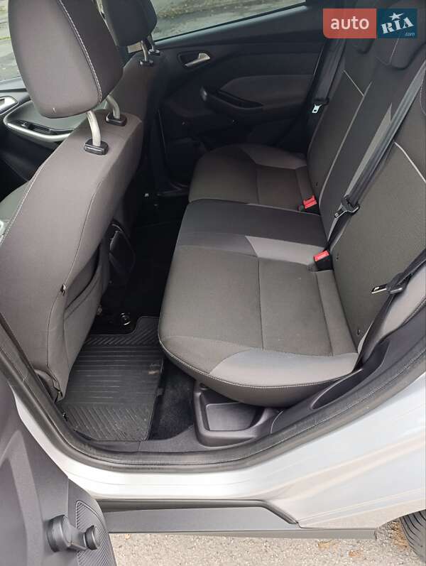 Универсал Ford Focus 2011 в Житомире фото 10 Универсал Ford Focus 2011 в Житомире