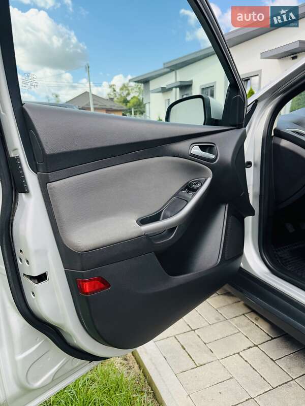 Универсал Ford Focus 2014 в Ровно фото 17 Универсал Ford Focus 2014 в Ровно